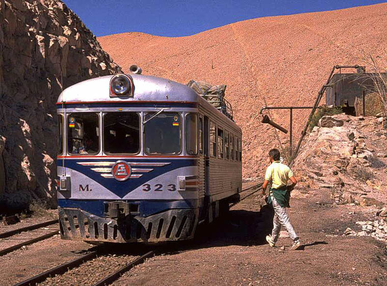 La Pax - Arica Train